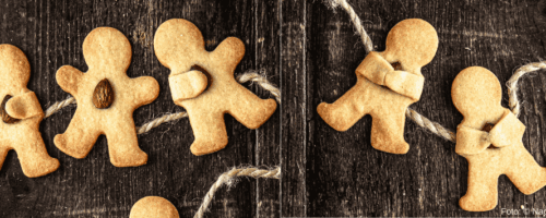 Mürbteigmännchen auf Holz