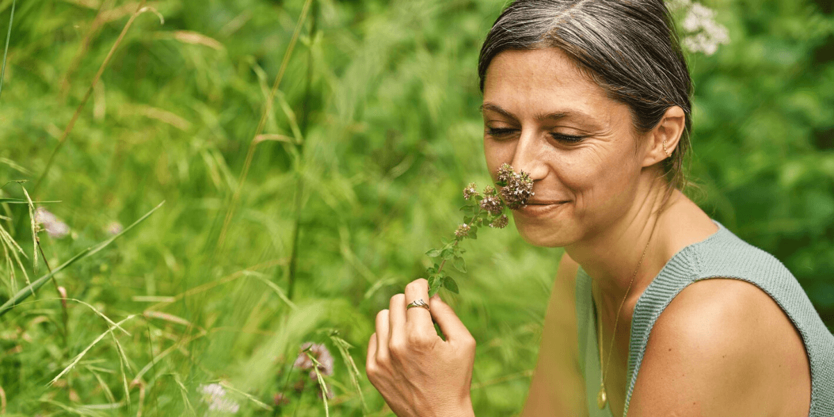 Valerie Jarolim beim Naturerforschen